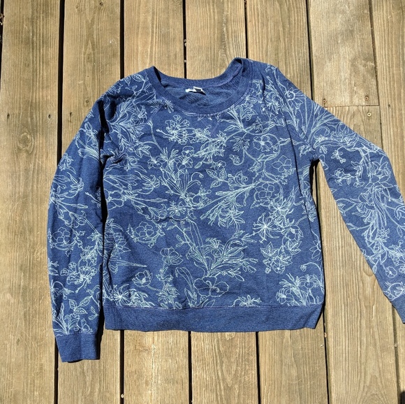Old Navy Sweaters - Navy Blue Sweatshirt Pullover, white floral